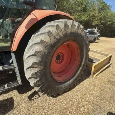 2021 Kubota M6S-111 thumbnail