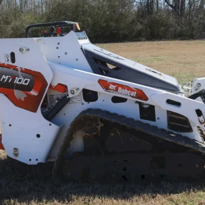 2023 Bobcat MT100 thumbnail