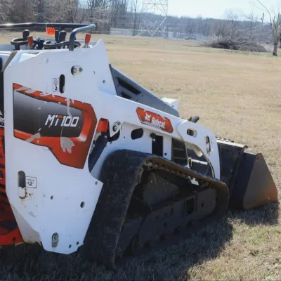 2023 Bobcat MT100 thumbnail