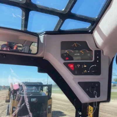 2023 JCB 270T thumbnail