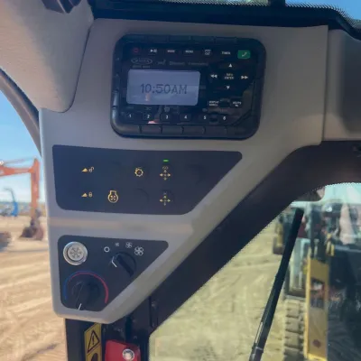 2023 JCB 270T thumbnail