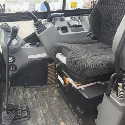 2020 Bobcat E32I thumbnail