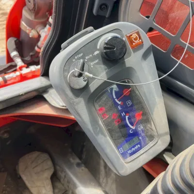 2022 Kubota SSV75 thumbnail