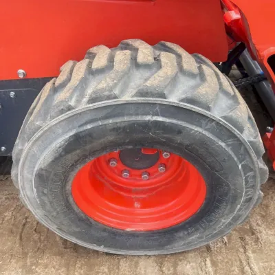 2022 Kubota SSV75 thumbnail
