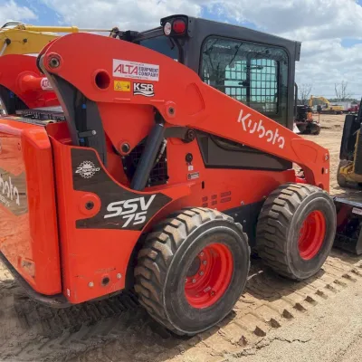 2022 Kubota SSV75 thumbnail