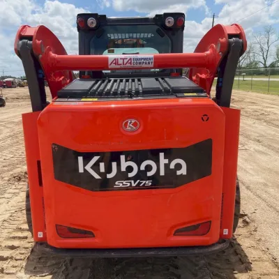 2022 Kubota SSV75 thumbnail
