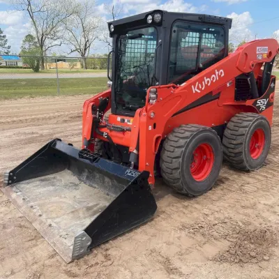 2022 Kubota SSV75 thumbnail