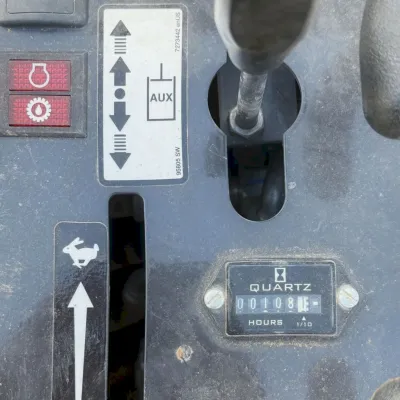 2024 Bobcat MT100 thumbnail