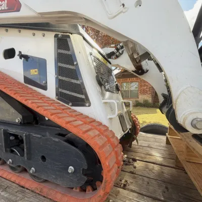 2024 Bobcat MT100 thumbnail