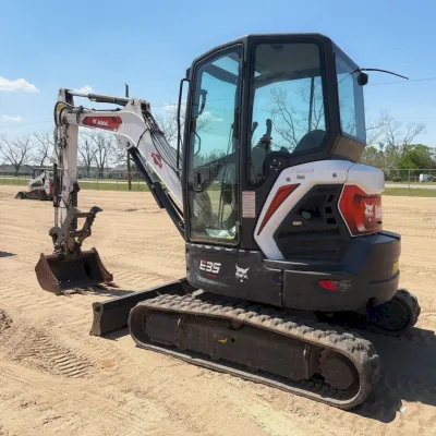 2022 Bobcat E35IR2 thumbnail