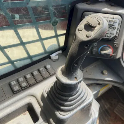 2019 Takeuchi TL10V2 thumbnail