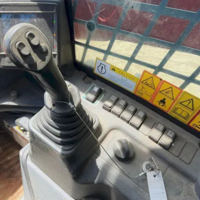 2019 Takeuchi TL10V2 thumbnail