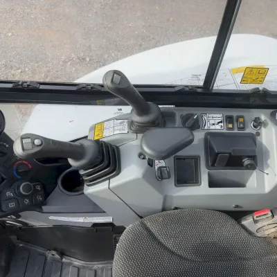 2023 Bobcat E42 thumbnail