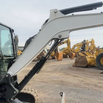 2023 Bobcat E42 thumbnail