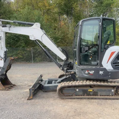 2023 Bobcat E42 thumbnail