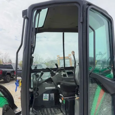 2018 Bobcat E32I thumbnail