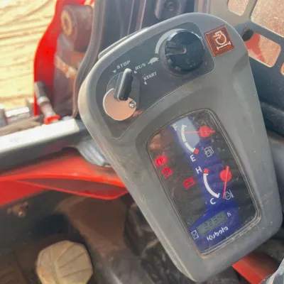 2022 Kubota SSV75 thumbnail
