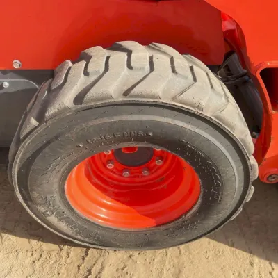2022 Kubota SSV75 thumbnail