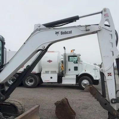 2020 Bobcat E50 thumbnail