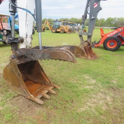 2019 Bobcat E85 thumbnail