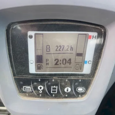 2019 Kubota U35-4 thumbnail