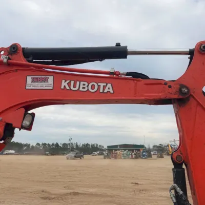 2019 Kubota U35-4 thumbnail