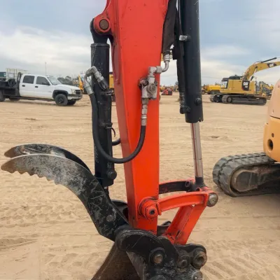 2019 Kubota U35-4 thumbnail