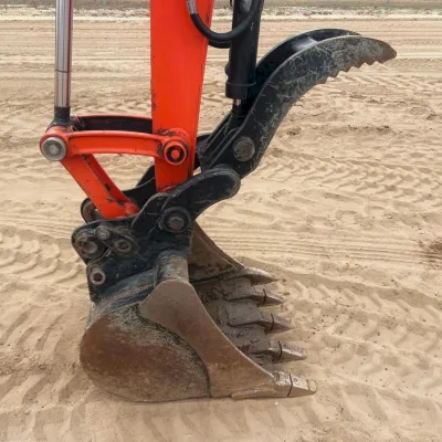 2019 Kubota U35-4 thumbnail