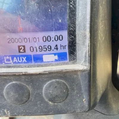 2019 Takeuchi TL10V2 thumbnail