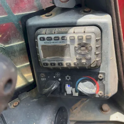 2019 Takeuchi TL10V2 thumbnail