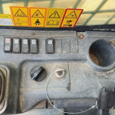 2019 Takeuchi TL10V2 thumbnail