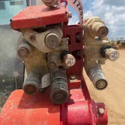 2019 Takeuchi TL10V2 thumbnail