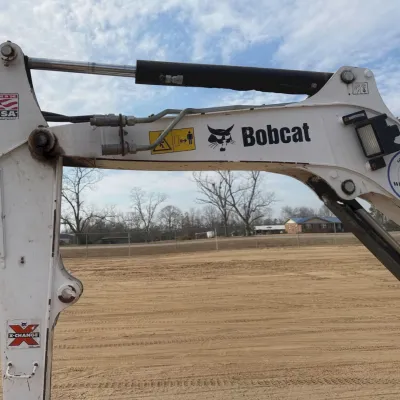 2021 Bobcat E32I thumbnail