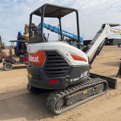 2021 Bobcat E32I thumbnail