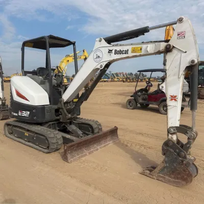 2021 Bobcat E32I thumbnail