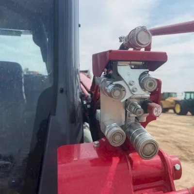 2024 Takeuchi TL12R2 thumbnail