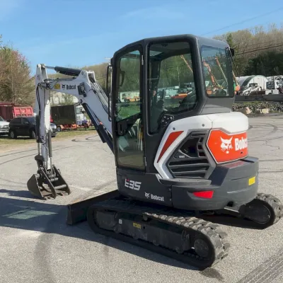 2020 Bobcat E35I thumbnail