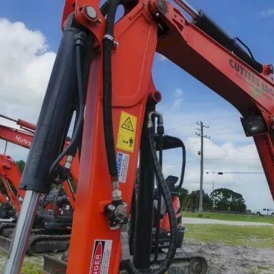 2020 Kubota U27-4 thumbnail