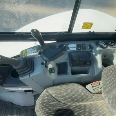 2021 Bobcat E42 thumbnail