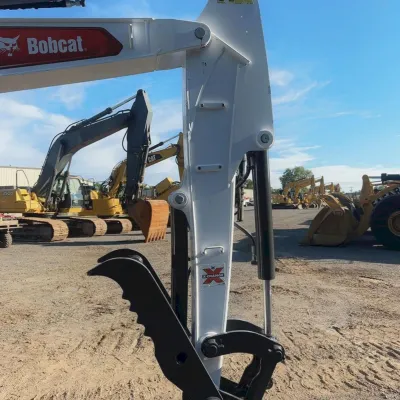2021 Bobcat E42 thumbnail