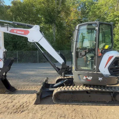 2021 Bobcat E42 thumbnail
