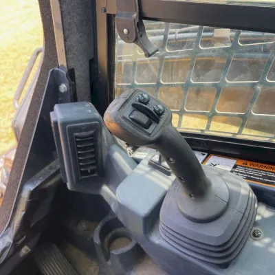 2018 Deere 331G thumbnail
