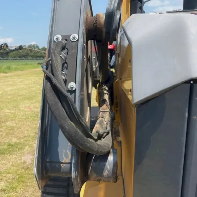 2018 Deere 331G thumbnail