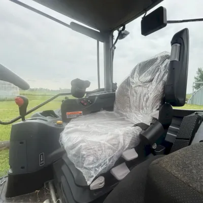 2023 Kubota M6-111 thumbnail