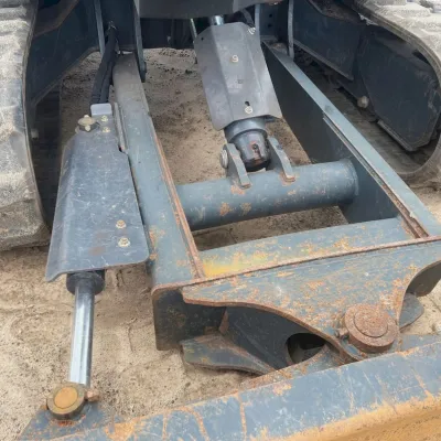 2022 Bobcat E50 thumbnail