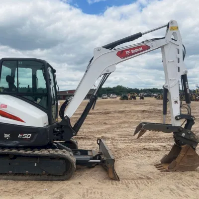 2022 Bobcat E50 thumbnail