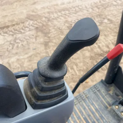 2022 Kubota U27-4 thumbnail