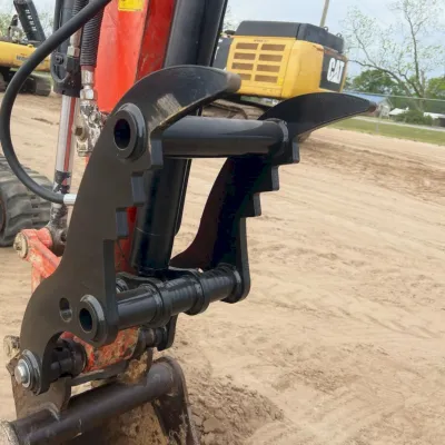 2022 Kubota U27-4 thumbnail