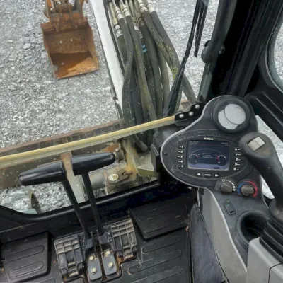 2016 Bobcat E55 thumbnail