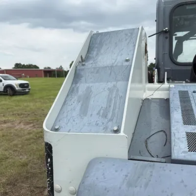 2023 Takeuchi TL12R2 thumbnail
